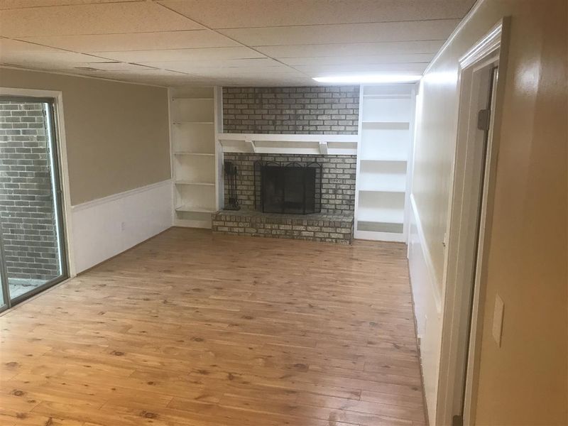 1016 Ivy Ln, Cary, NC 27511