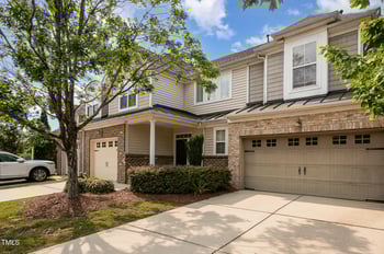 1016 Kingston Grove Dr, Cary, NC 27519