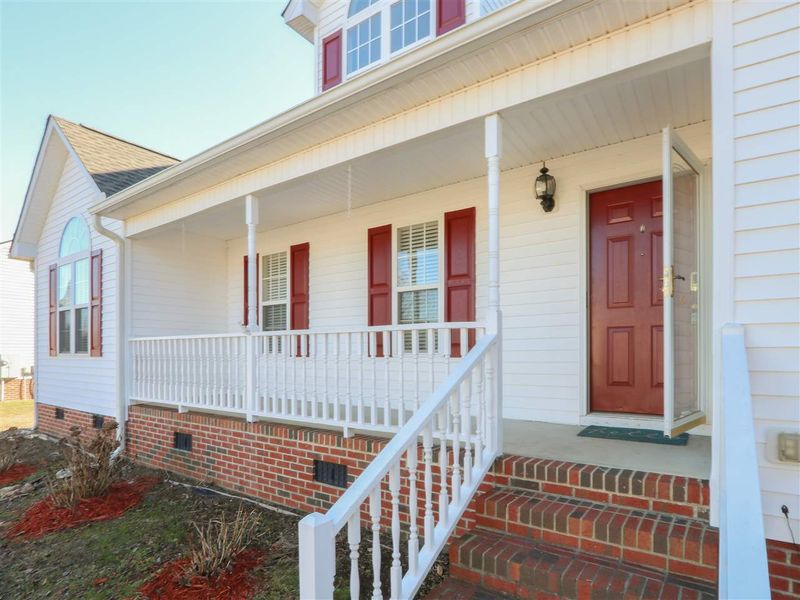1016 Linden Crest Rd, Raleigh, NC 27603