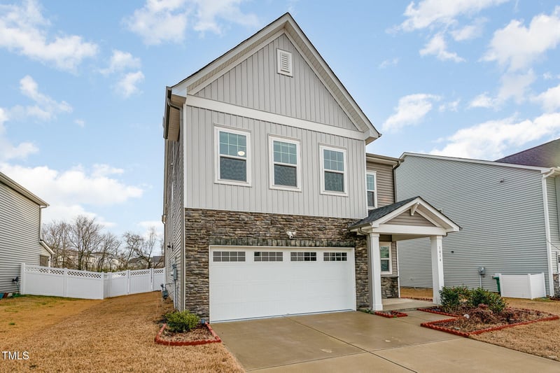 1016 Matterhorn Dr, Fuquay Varina, NC 27526