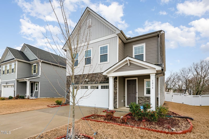 1016 Matterhorn Dr, Fuquay Varina, NC 27526
