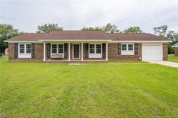 1016 Oakstone Dr, Fayetteville, NC 28314