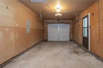 1016 Oakstone Dr, Fayetteville, NC 28314