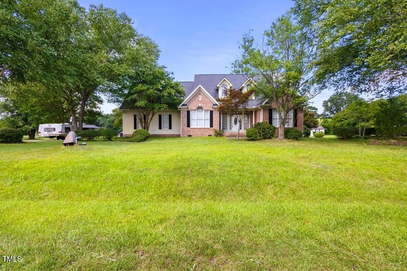 1016 Pasture View Ln, Raleigh, NC 27603