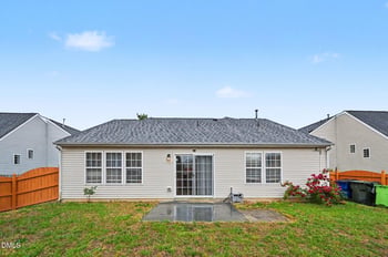 1016 Penncross Dr, Raleigh, NC 27610