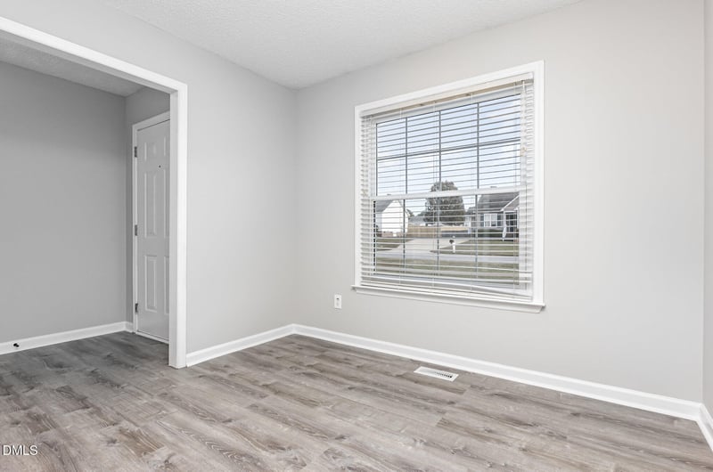 1016 Philwood Ct, Fuquay Varina, NC 27526