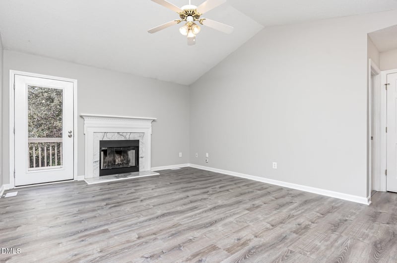 1016 Philwood Ct, Fuquay Varina, NC 27526