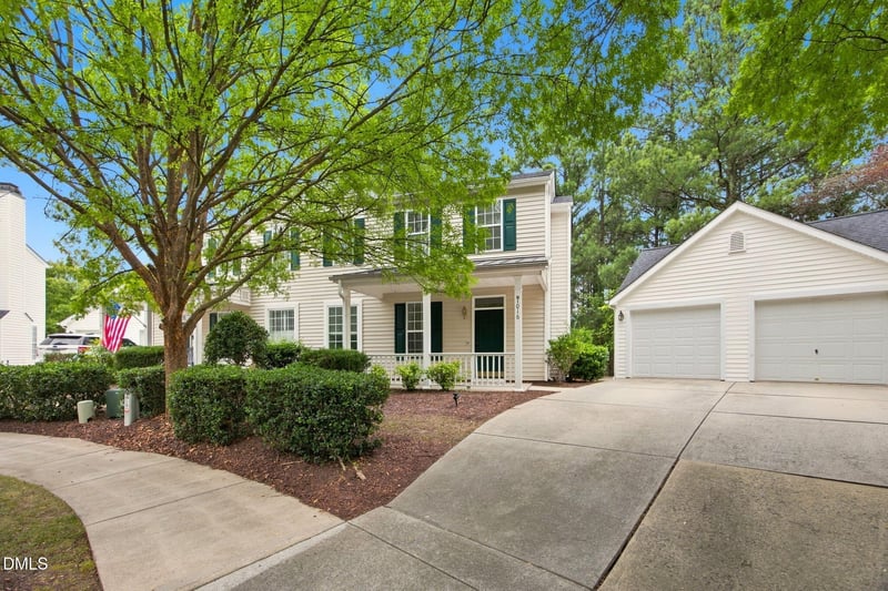 1016 Purple Glory Dr, Apex, NC 27502