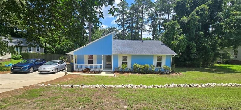 1016 Vesper Ln, Fayetteville, NC 28311