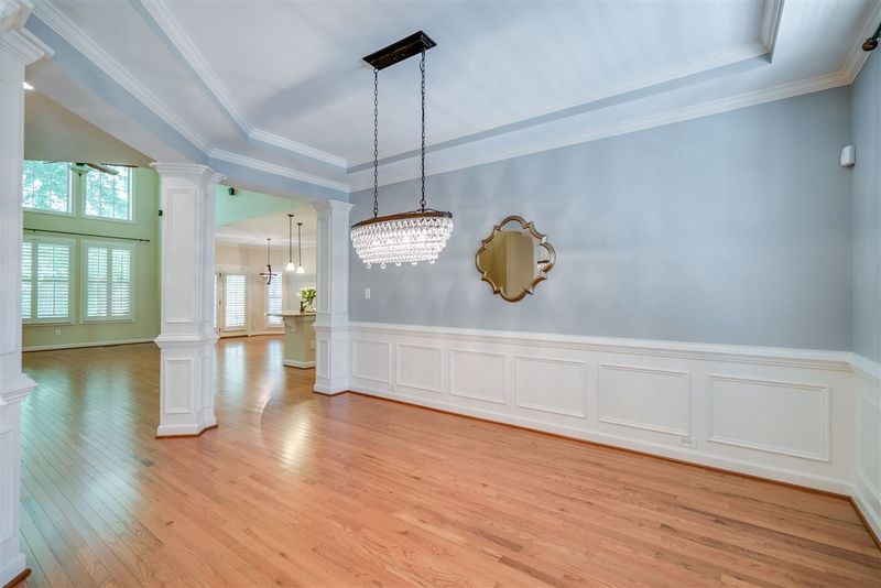 1016 Vino Dr, Raleigh, NC 27607