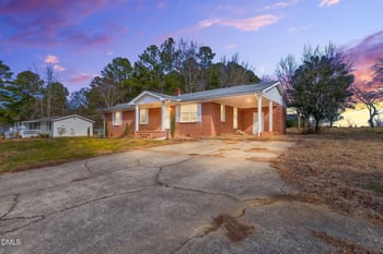 10166 Buffalo Rd, Clayton, NC 27527