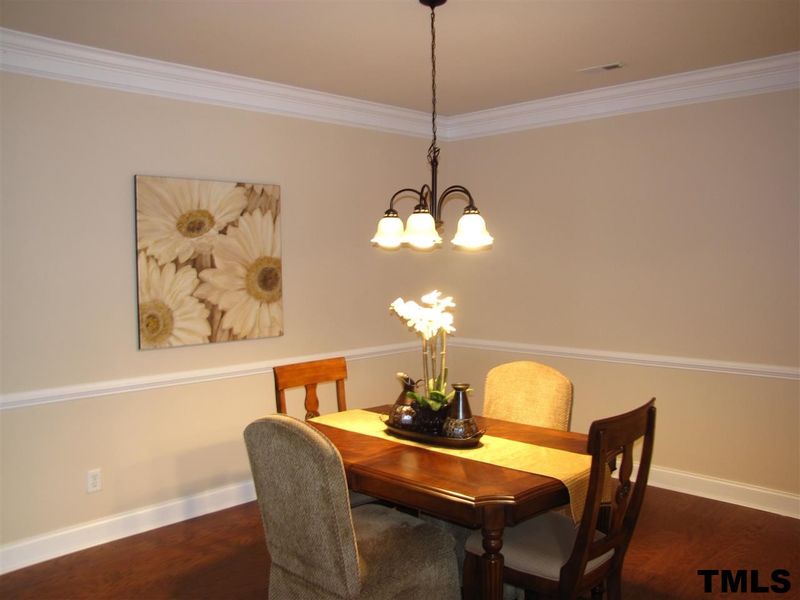 10169 Mizner Ln, Raleigh, NC 27617