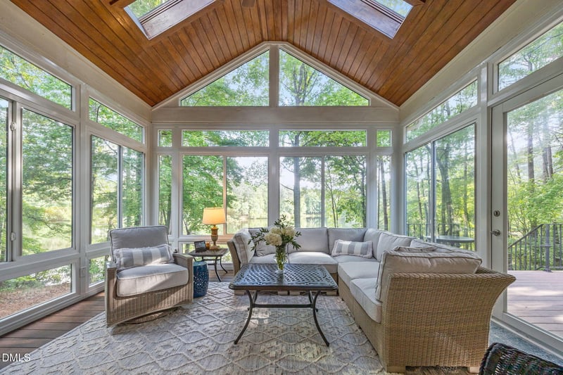 1017 Bearglades Ln, Raleigh, NC 27615