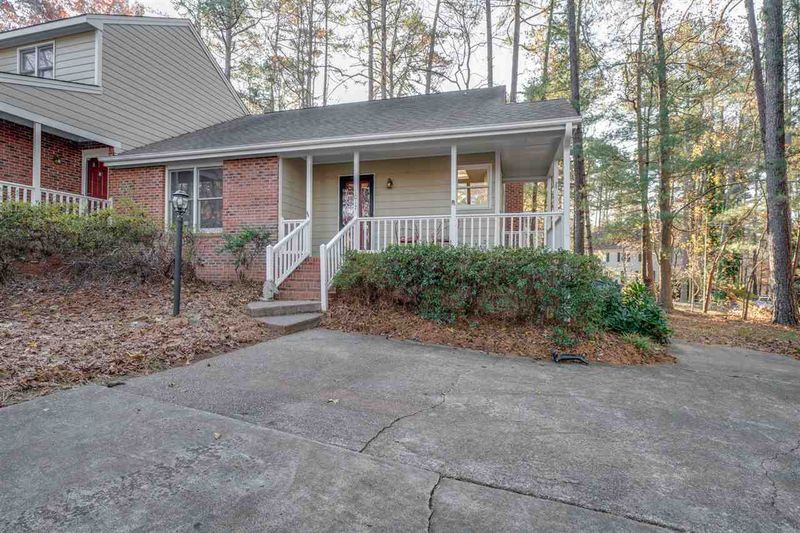 1017 Boathouse Ct, Raleigh, NC 27615