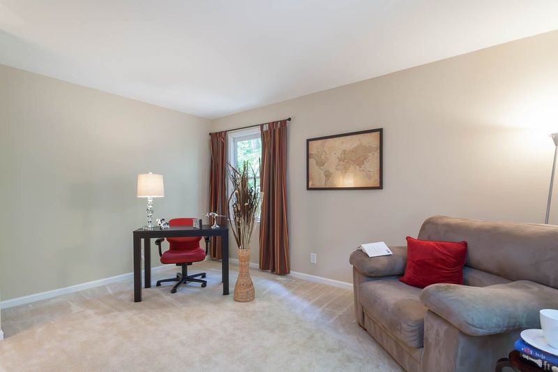 1017 Brookgreen Dr, Cary, NC 27511