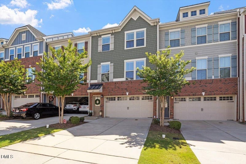 1017 Brownsmith Dr, Apex, NC 27502