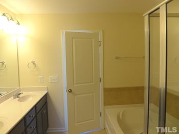 1017 Craigmeade Dr, Morrisville, NC 27560