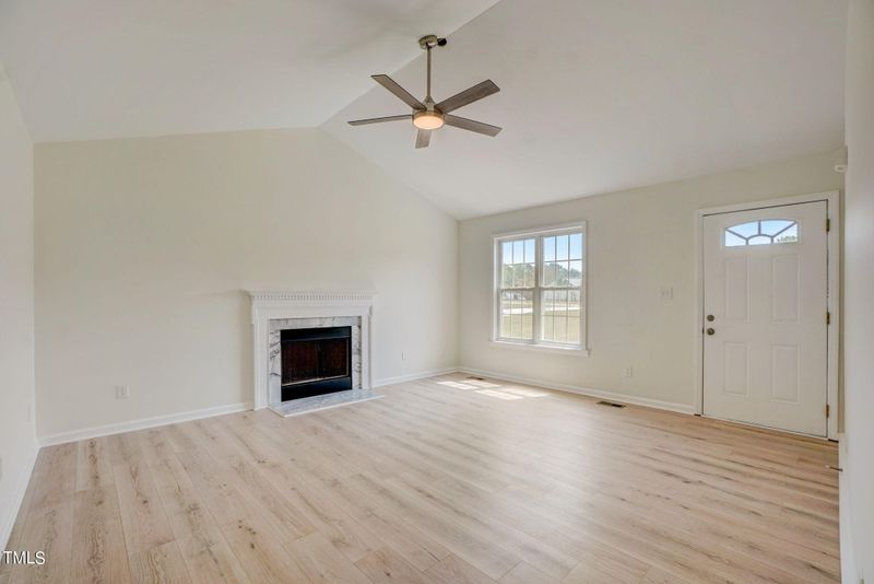 1017 Forest Glen Dr, Raleigh, NC 27603