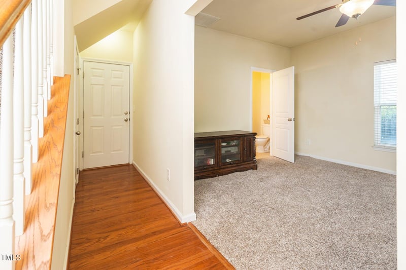 1017 Frank Page Dr, Cary, NC 27511
