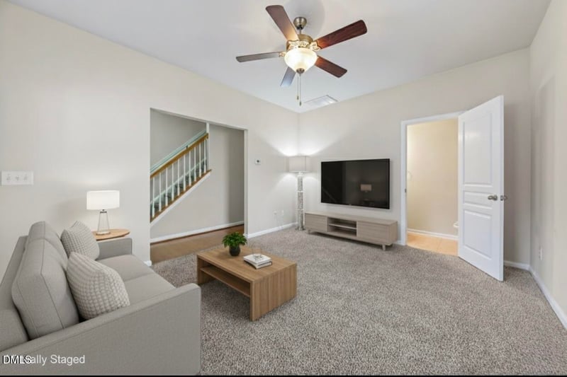 1017 Frank Page Dr, Cary, NC 27511