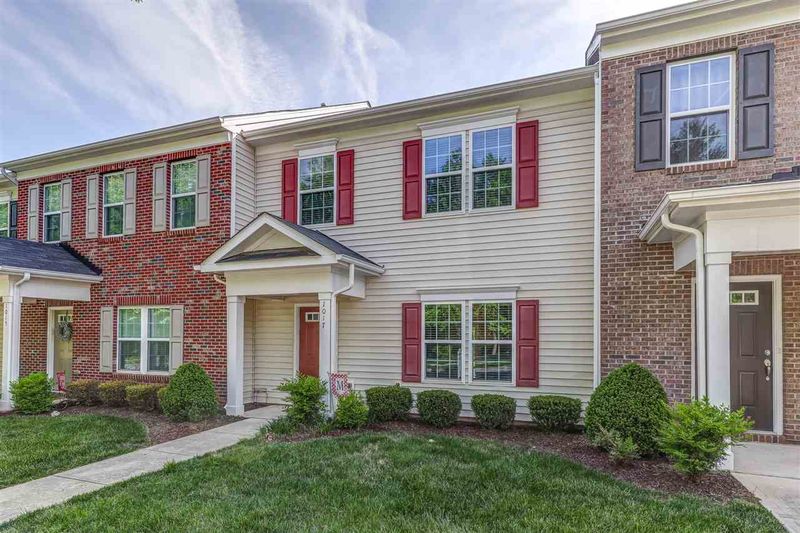 1017 Ileagnes Rd, Raleigh, NC 27603