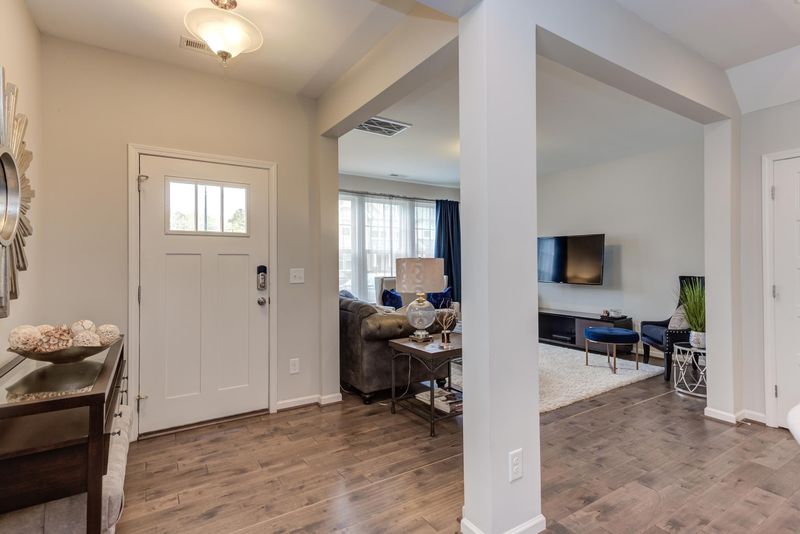 1017 Midtowne Way, Durham, NC 27713
