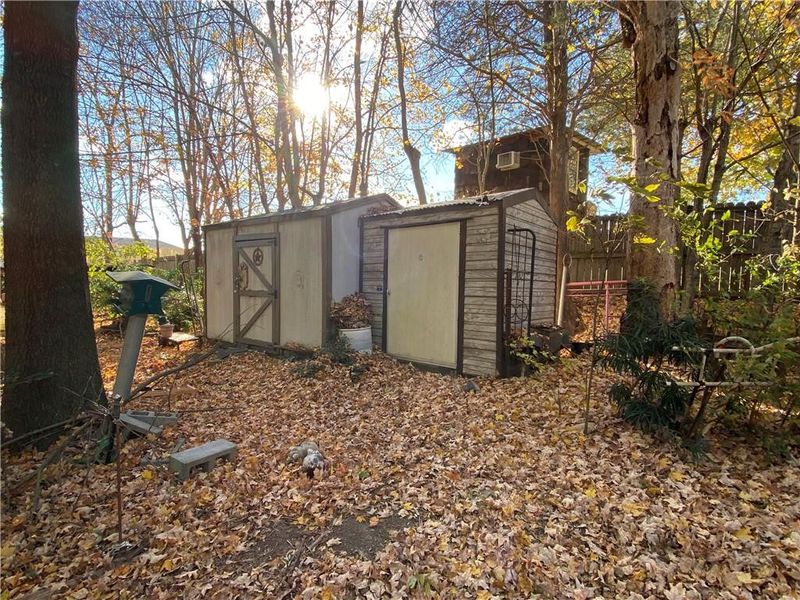1017 Noah Rd, Graham, NC 27253