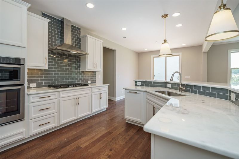 1017 Queensdale Dr #236, Cary, NC 27519