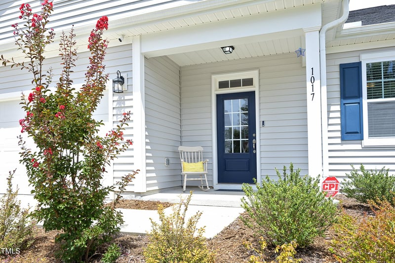1017 Quindell Dr, Holly Springs, NC 27540