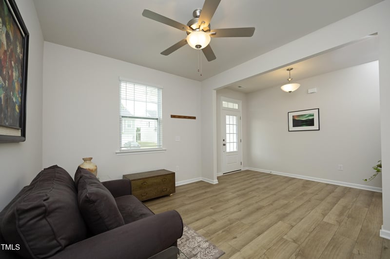 1017 Quindell Dr, Holly Springs, NC 27540
