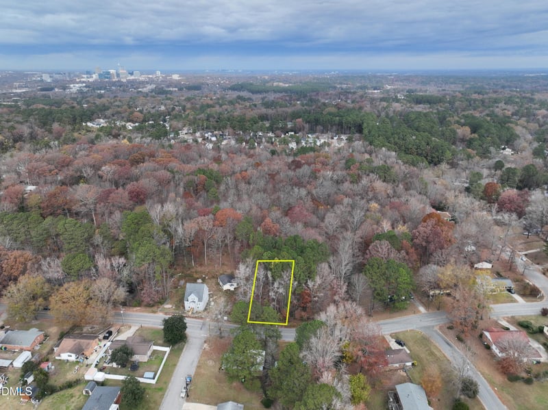 1017 Seabrook Rd, Raleigh, NC 27610