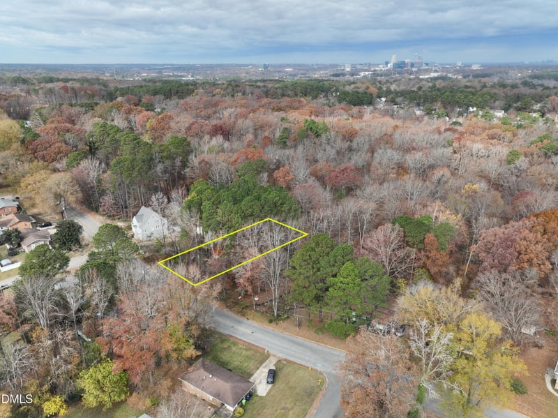 1017 Seabrook Rd, Raleigh, NC 27610
