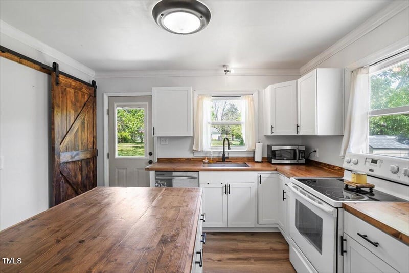 1017 Southerlund Rd, Garner, NC 27529