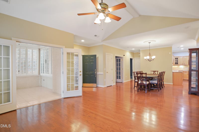 1017 Thistle Briar Pl, Cary, NC 27511