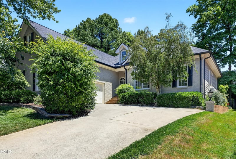 1017 Wedgeland Dr, Raleigh, NC 27615