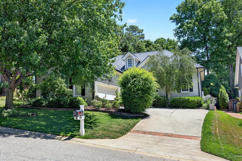 1017 Wedgeland Dr, Raleigh, NC 27615