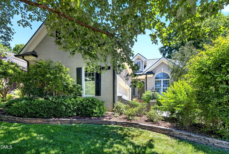 1017 Wedgeland Dr, Raleigh, NC 27615