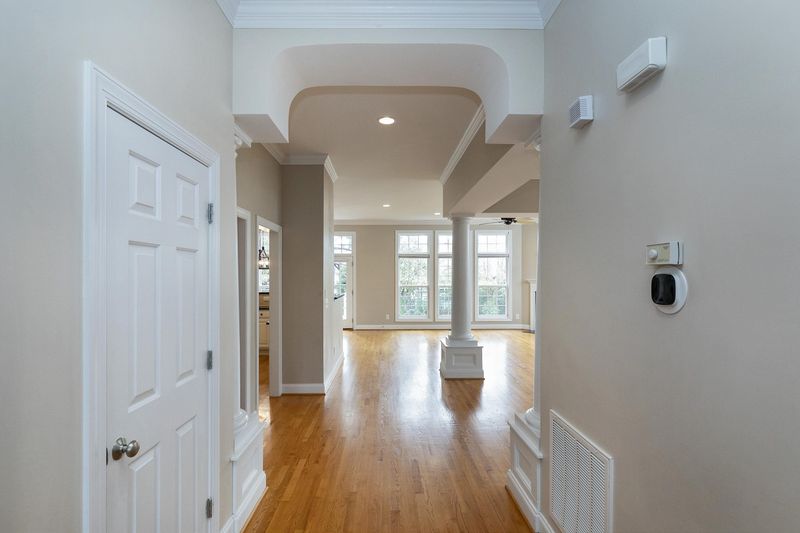 1018 Bellenden Dr, Durham, NC 27713