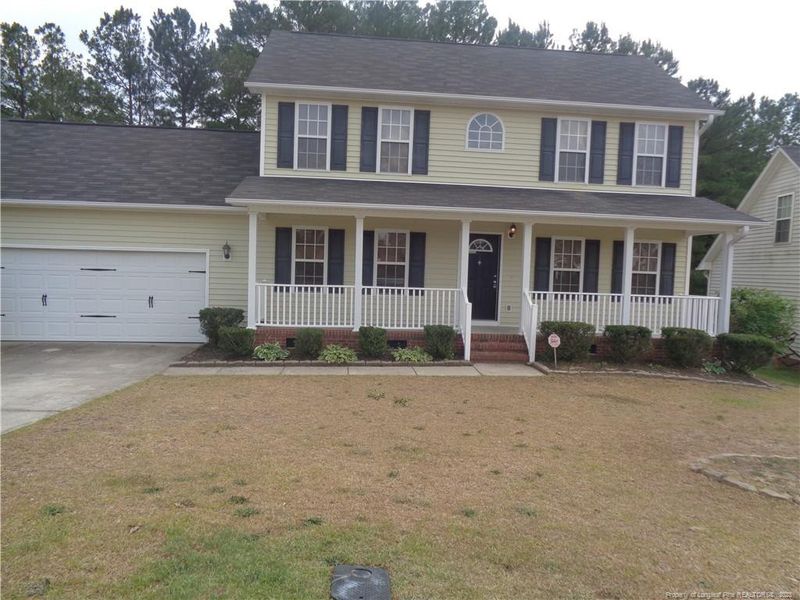 1018 Bramblegate Rd, Hope Mills, NC 28348