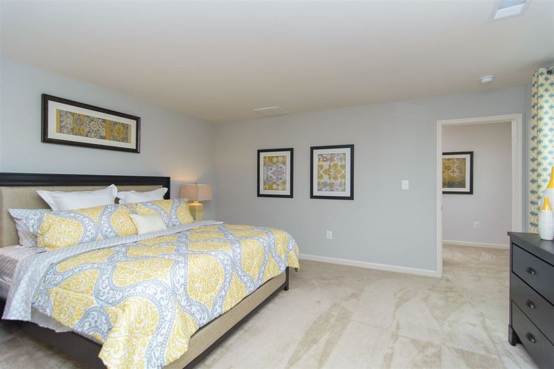 1018 Briar Rose Ln, Durham, NC 27704