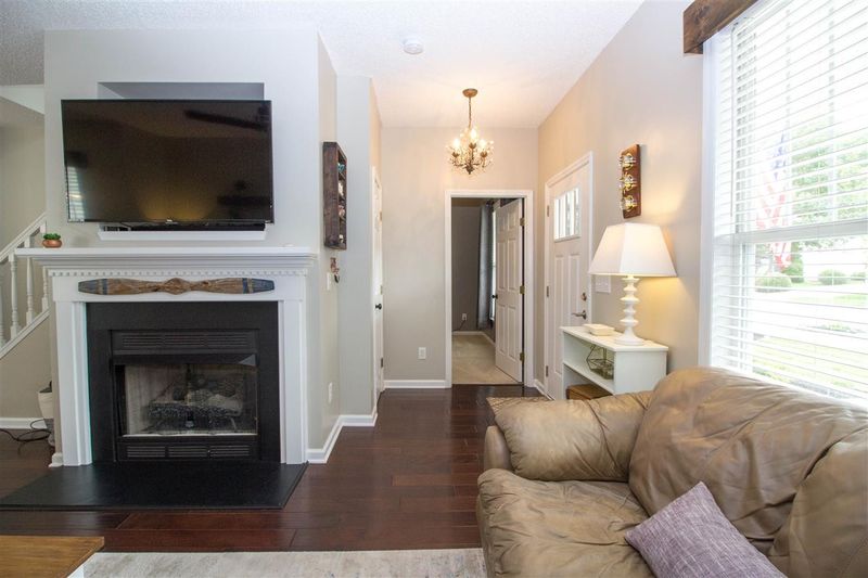 1018 Dual Parks Dr, Apex, NC 27502