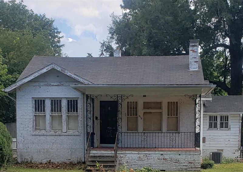1018 Edgewood Ave, Burlington, NC 27215