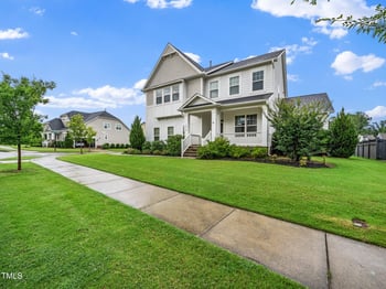 1018 Traditions Ridge Dr, Wake Forest, NC 27587
