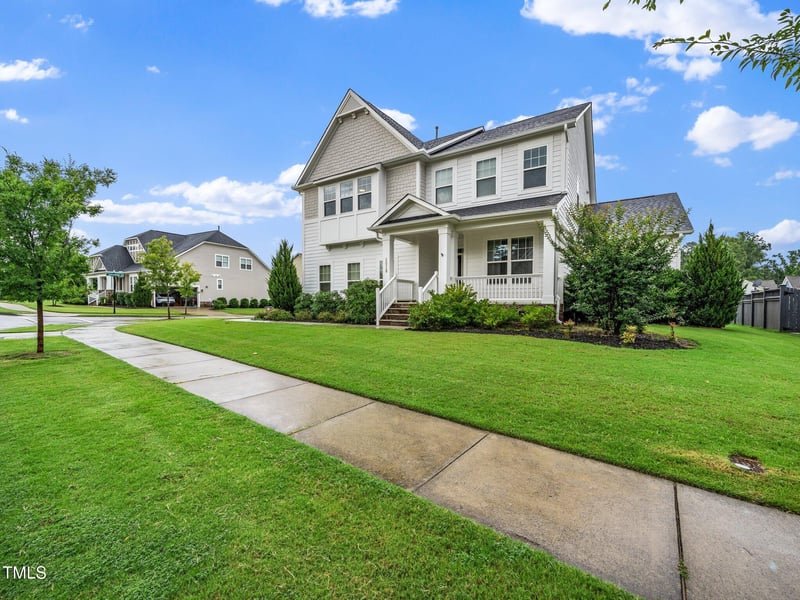 1018 Traditions Ridge Dr, Wake Forest, NC 27587