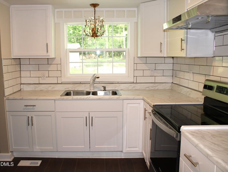 10180 Buffalo Rd, Clayton, NC 27527