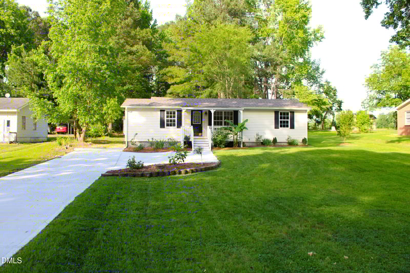 10180 Buffalo Rd, Clayton, NC 27527