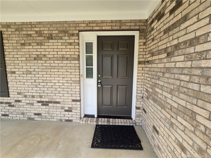 1019 Canter Ln, Hope Mills, NC 28348