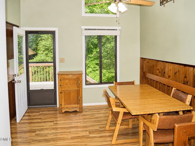 1019 Damascus Church Rd, Chapel Hill, NC 27516