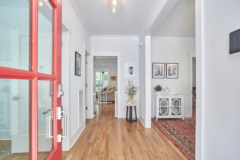 1019 Glascock St, Raleigh, NC 27610