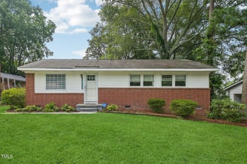 1019 Greenwich St, Raleigh, NC 27610